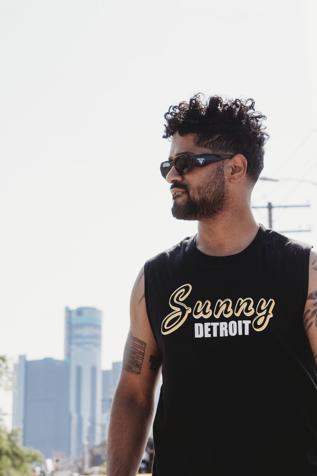 SUNNY DETROIT BLACK MUSCLE TANK